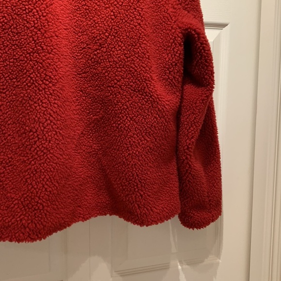 NWT Abercrombie & fitch Women faux shearling cozy jacket top burgundy size L - Picture 8 of 8